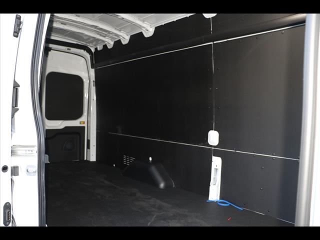 2025 Ford Transit 350