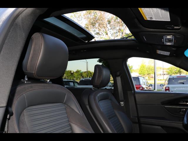 2024 Lincoln Nautilus Hybrid Reserve