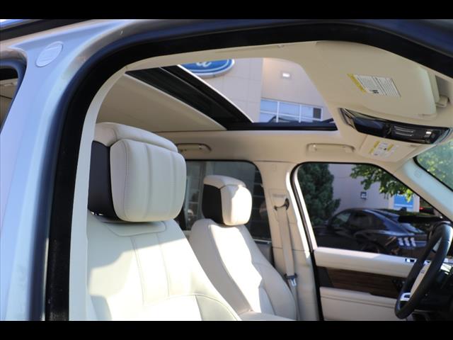 2021 Land Rover Range Rover P525 HSE Westminster Edition