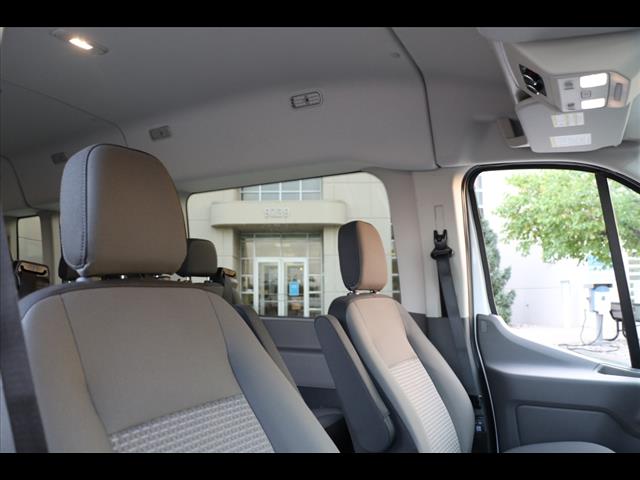 2025 Ford Transit 350 XLT