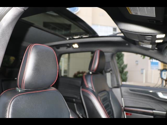 2023 Ford Escape Hybrid ST-Line Elite