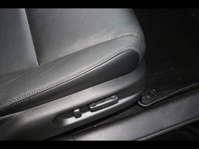 2021 Honda Pilot Touring w/Rear Captain