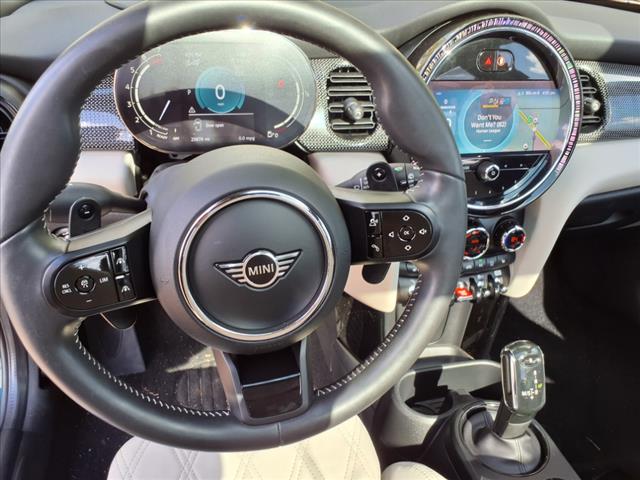 2022 MINI Hardtop 2 Door 