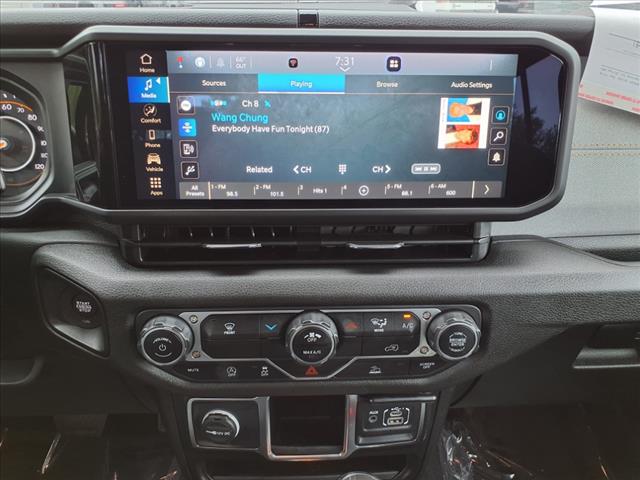 2024 Jeep Gladiator Sport
