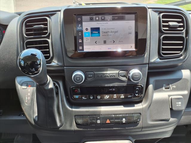 2025 RAM ProMaster Low Roof
