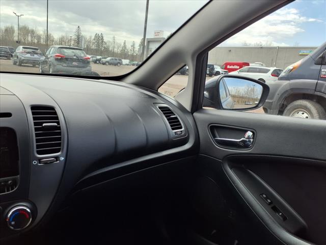 2016 Kia Forte5 LX