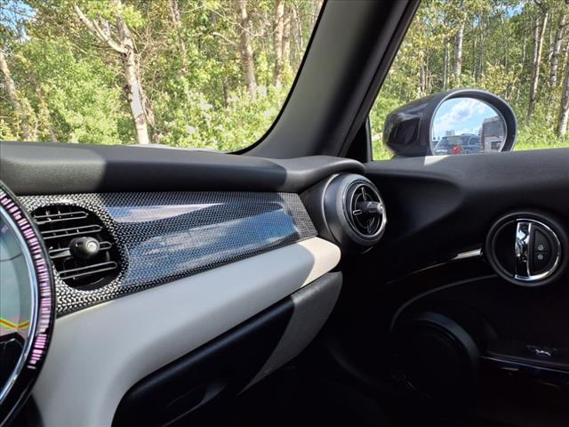 2022 MINI Hardtop 2 Door 