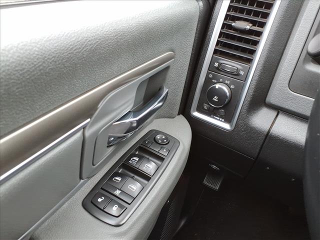 2013 RAM 1500 SLT