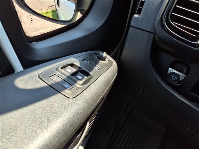 2025 RAM ProMaster Low Roof