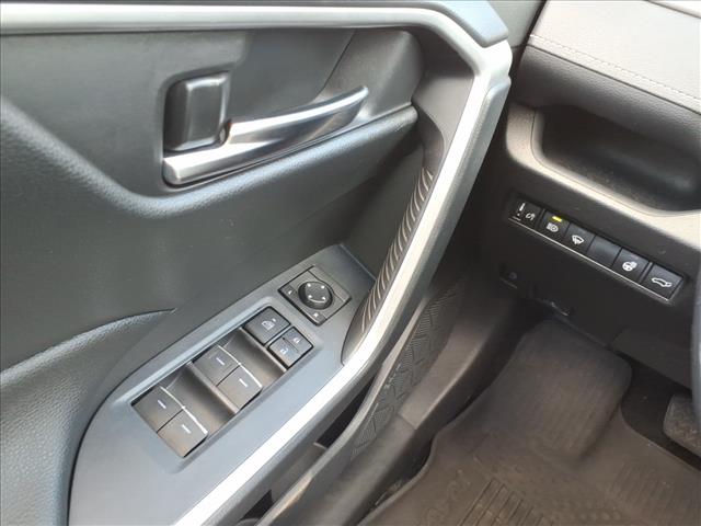 2019 Toyota RAV4 Hybrid XLE
