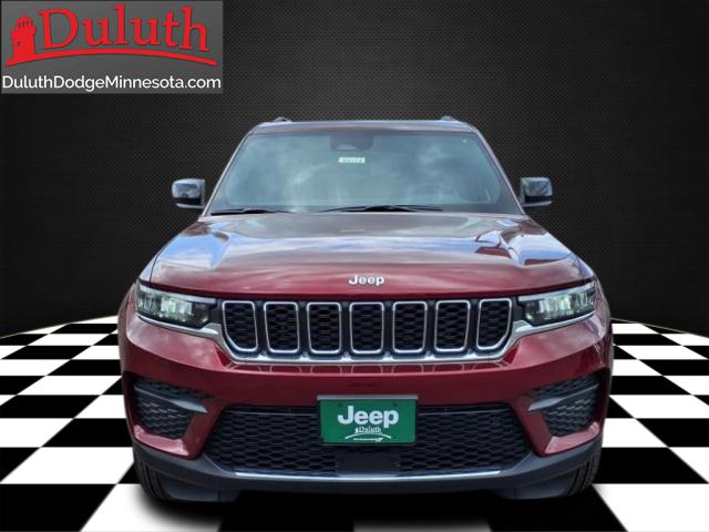 2025 Jeep Grand Cherokee Laredo