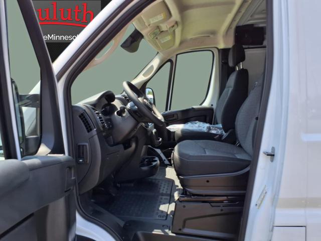 2025 RAM ProMaster Low Roof