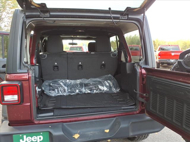 2022 Jeep Wrangler Unlimited Unlimited Willys