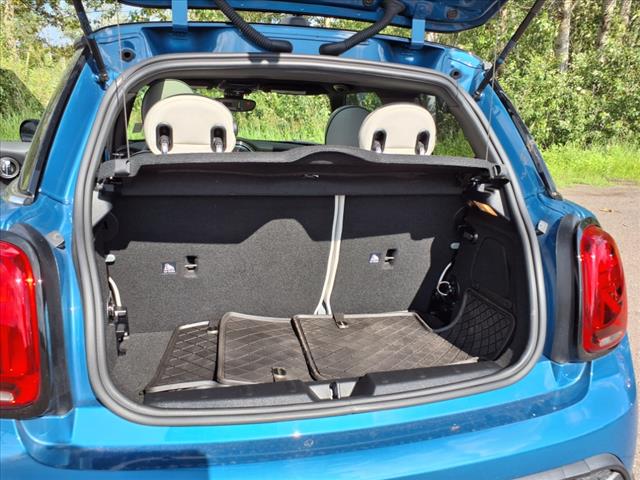 2022 MINI Hardtop 2 Door 