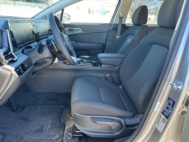 2025 Kia Sportage Hybrid LX
