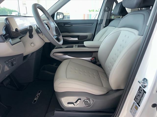 2026 Kia EV9 Wind