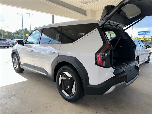 2026 Kia EV9 Wind