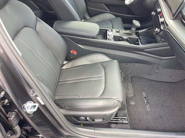 2025 Kia K5 EX