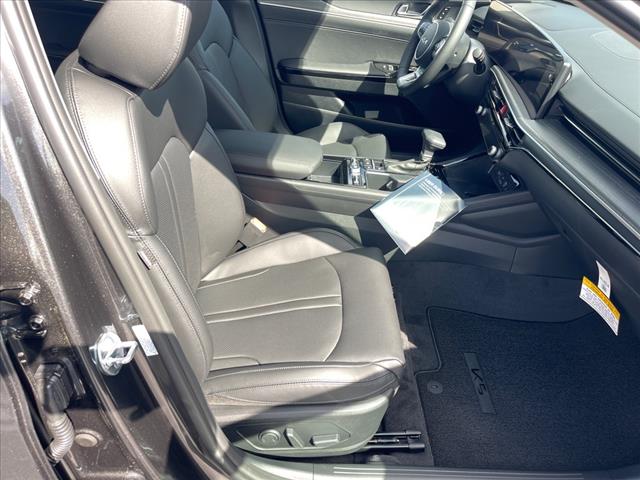 2025 Kia K5 EX