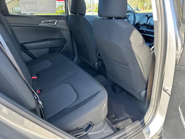 2025 Kia Sportage Hybrid LX