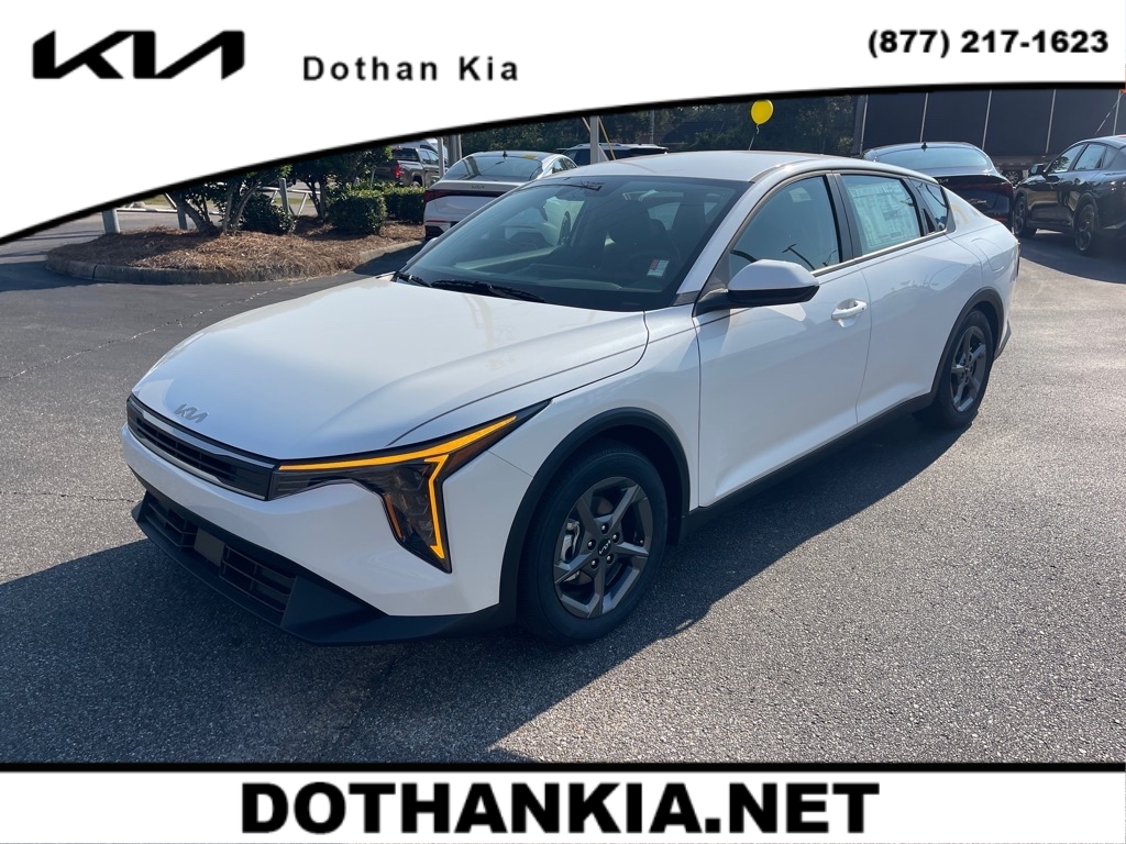 2025 Kia K4 LXS