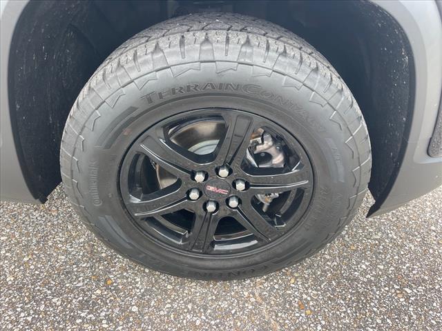 2022 GMC Acadia AT4