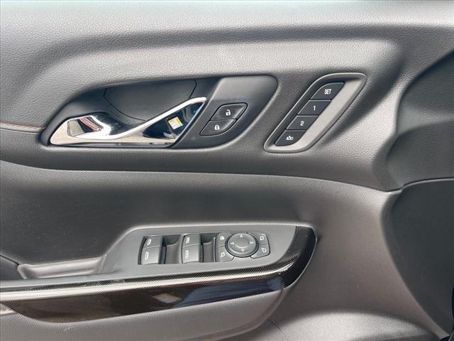 2022 GMC Acadia AT4