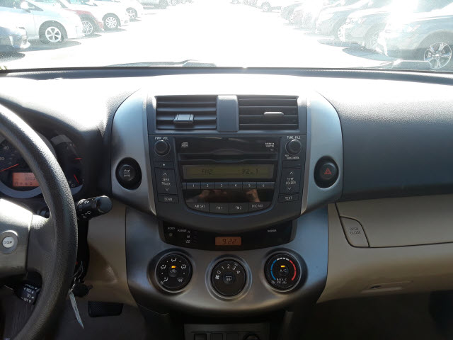 2010 Toyota RAV4 Base - Photo 13