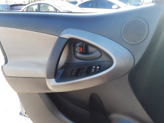 2010 Toyota RAV4 Base - Photo 15