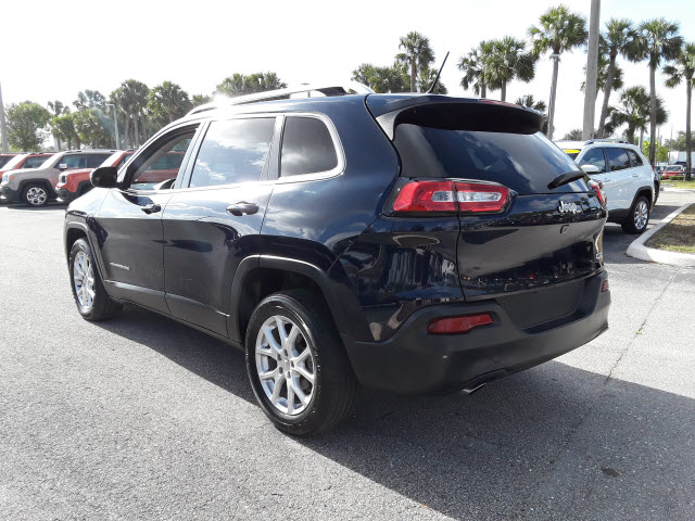2015 Jeep Cherokee Latitude - Photo 7