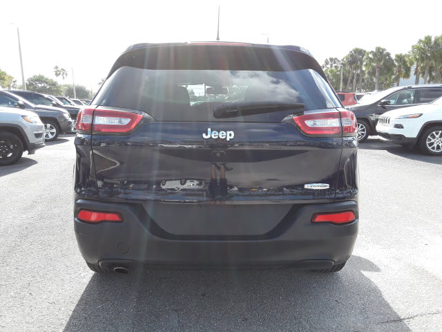 2015 Jeep Cherokee Latitude - Photo 8