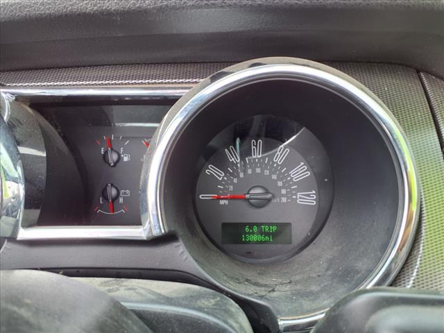 2007 Ford Mustang V6 Deluxe