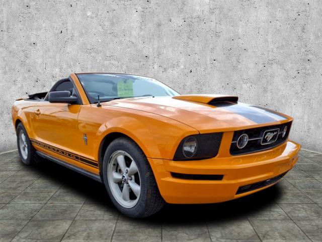 2007 Ford Mustang V6 Deluxe