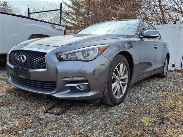 2015 INFINITI Q50 Premium