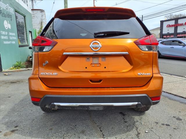 2018 Nissan Rogue SV