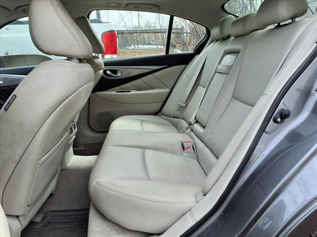 2015 INFINITI Q50 Premium