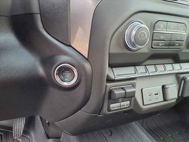 2025 GMC Sierra 2500HD Pro