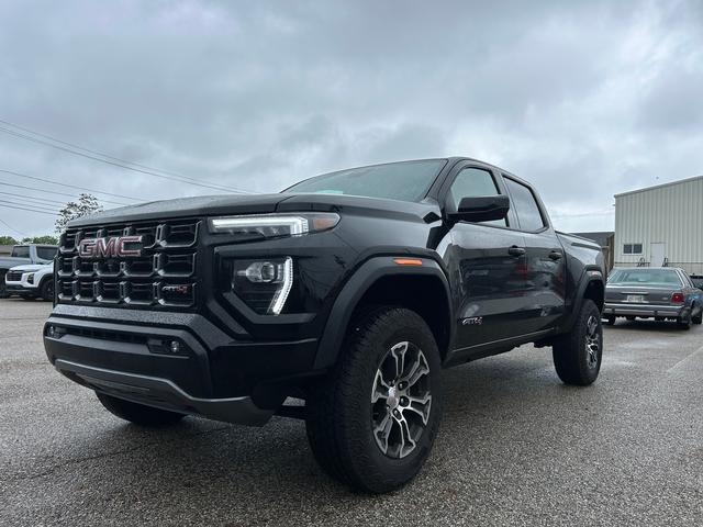2025 GMC Canyon AT4