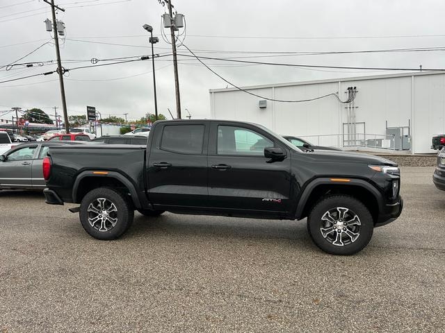 2025 GMC Canyon AT4