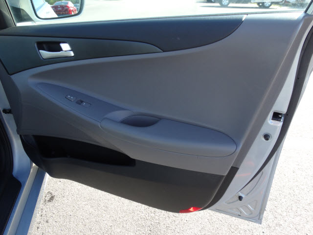 Preowned 2011 HYUNDAI Sonata GLS for sale by AutoNation Honda Columbus in Columbus, GA