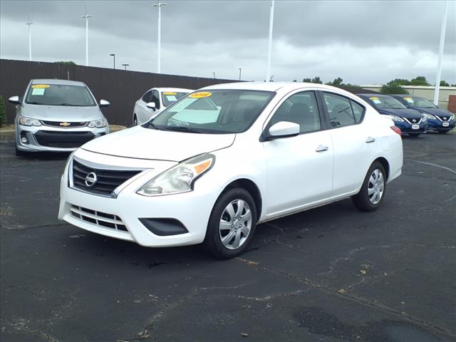 2019 Nissan Versa SV