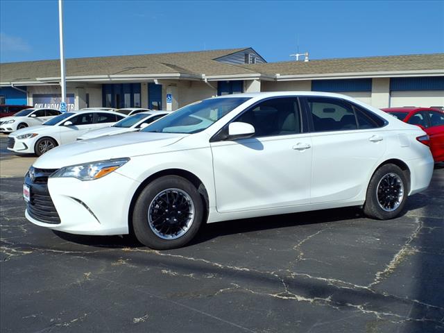 2016 Toyota Camry LE