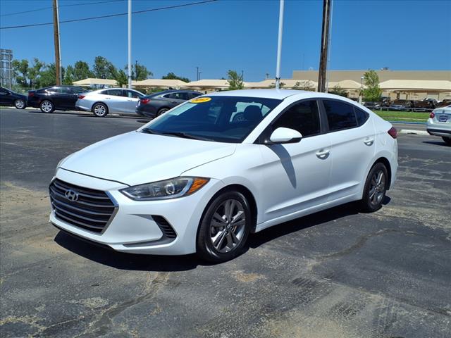 2017 Hyundai ELANTRA 