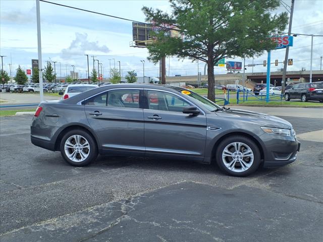 2019 Ford Taurus SE
