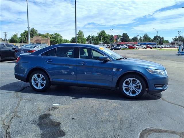 2018 Ford Taurus 