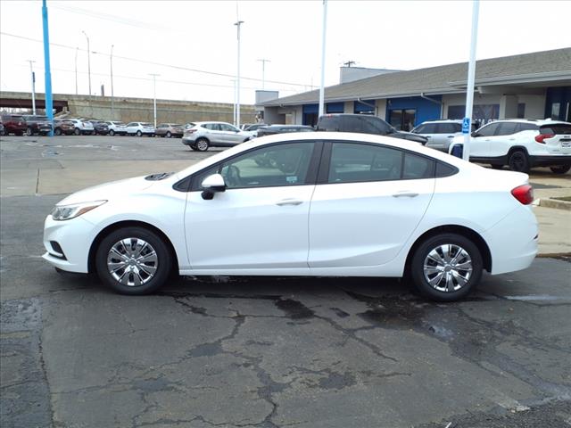 2018 Chevrolet Cruze LS Auto