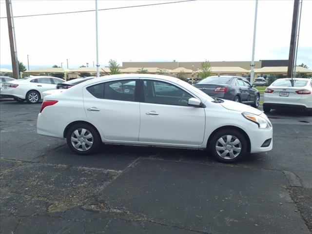 2019 Nissan Versa SV