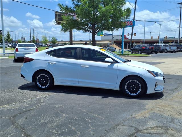 2019 Hyundai ELANTRA 