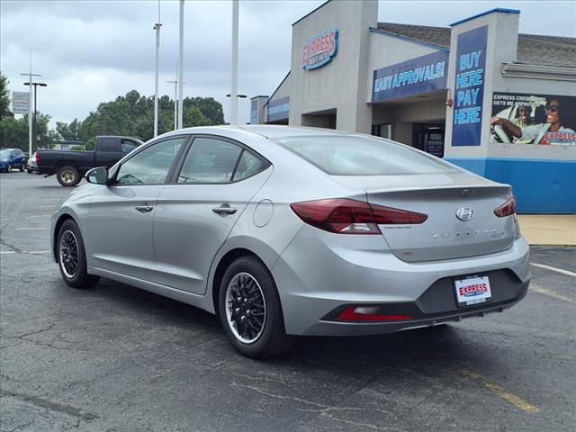 2020 Hyundai ELANTRA SE