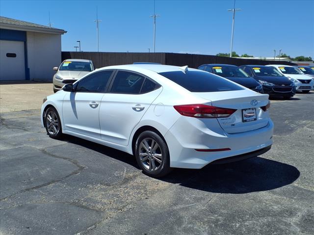 2017 Hyundai ELANTRA 
